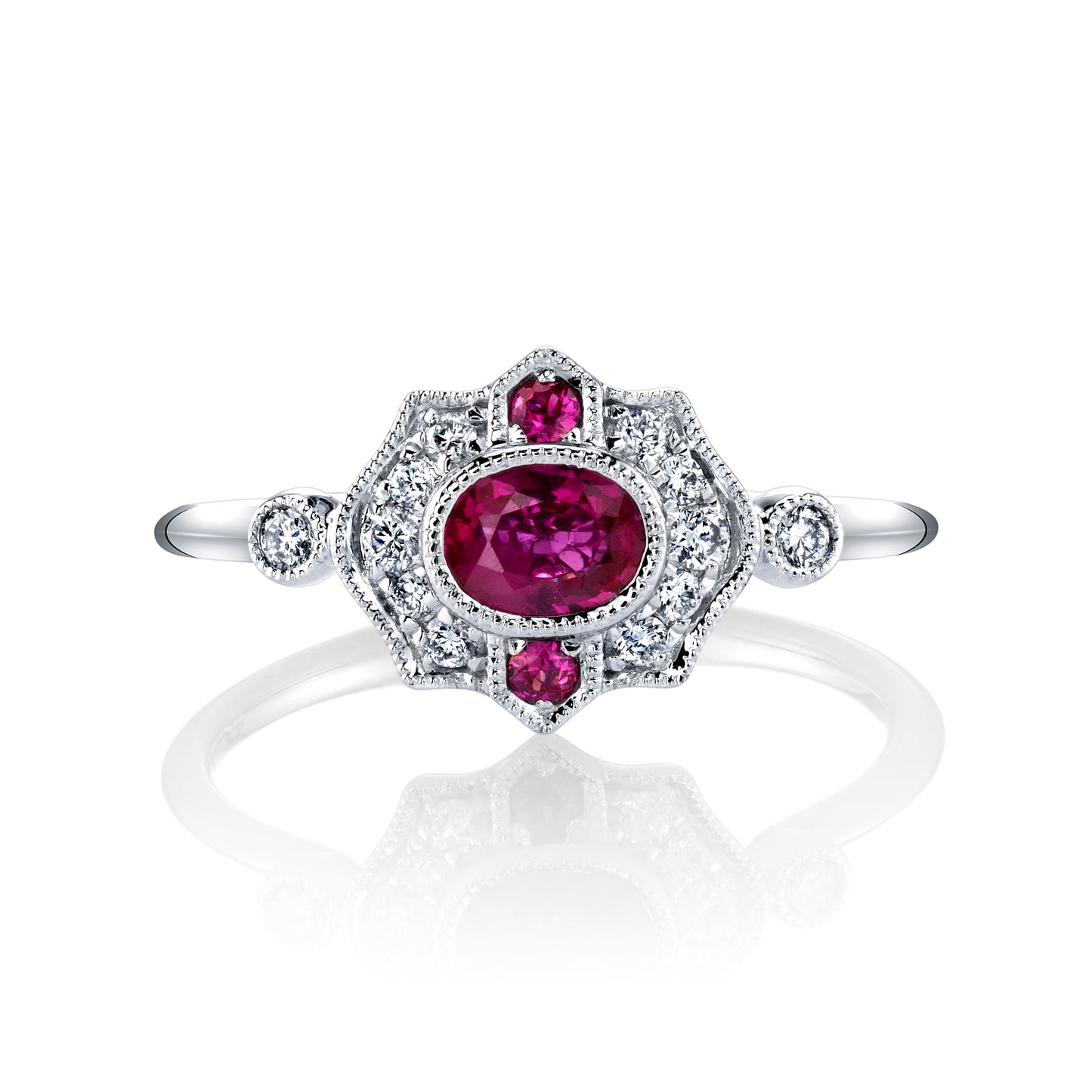 0.52 CRT Ruby with Diamonds Vintage Band